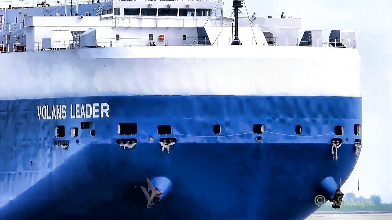 Auslauf Autotransporter VOLANS LEADER & Schlepper  Emden seabound RoRo car carrier & tugs 3EKZ6 IMO