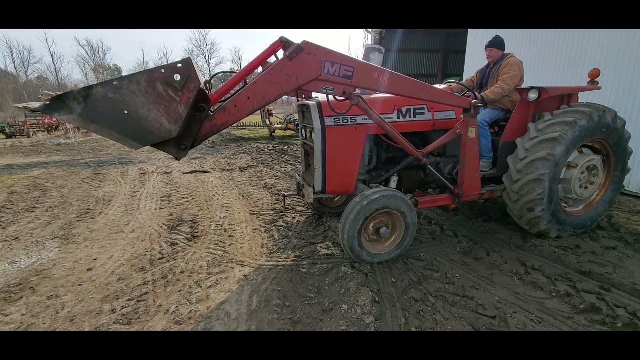 Massey Ferguson 255 Tractor - WMSOHIO