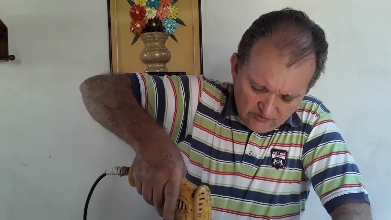 Como fazer uma cadeirinha infantil usando palete e cabo de vassoura de uma forma pratica e artesanal