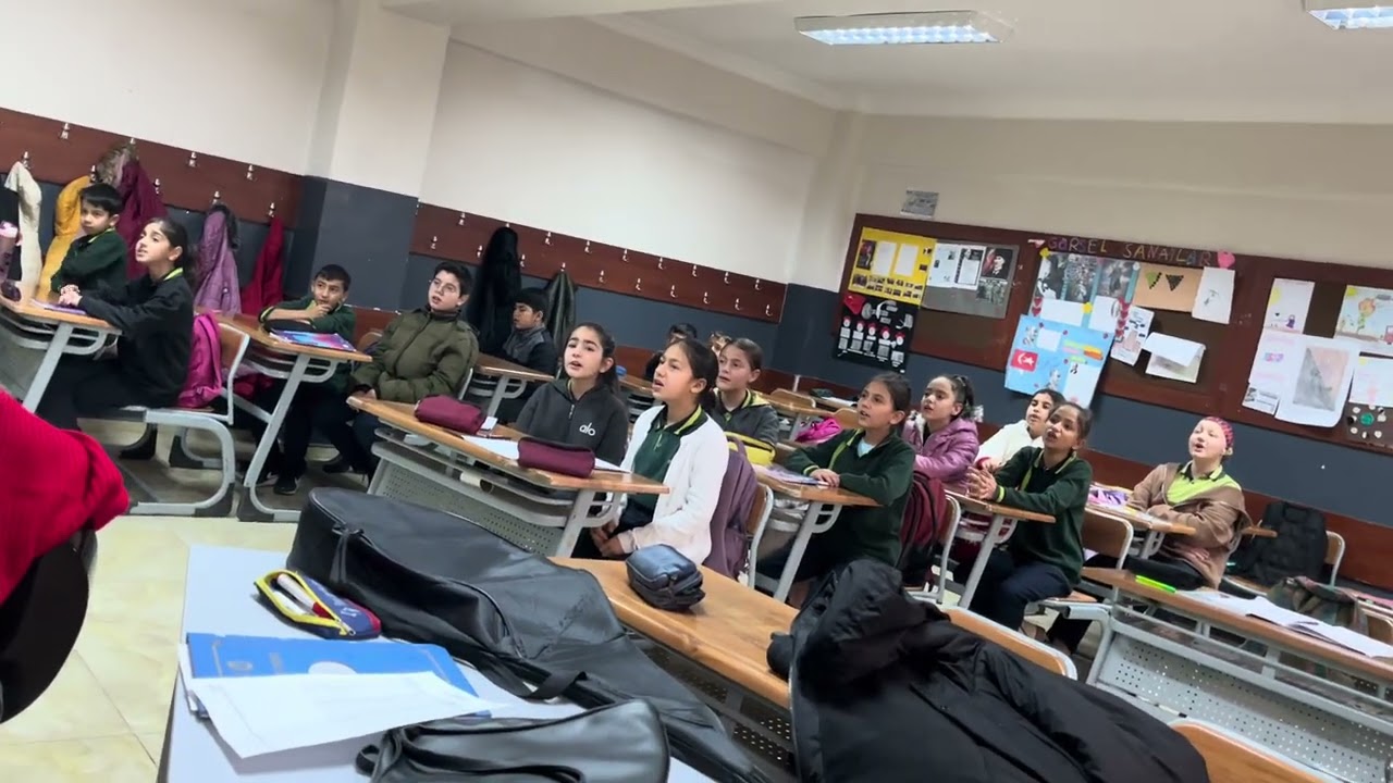 5/B sınıfı Ander Sevdaluk Hatırası - Yunus Emre Ortaokulu 2026