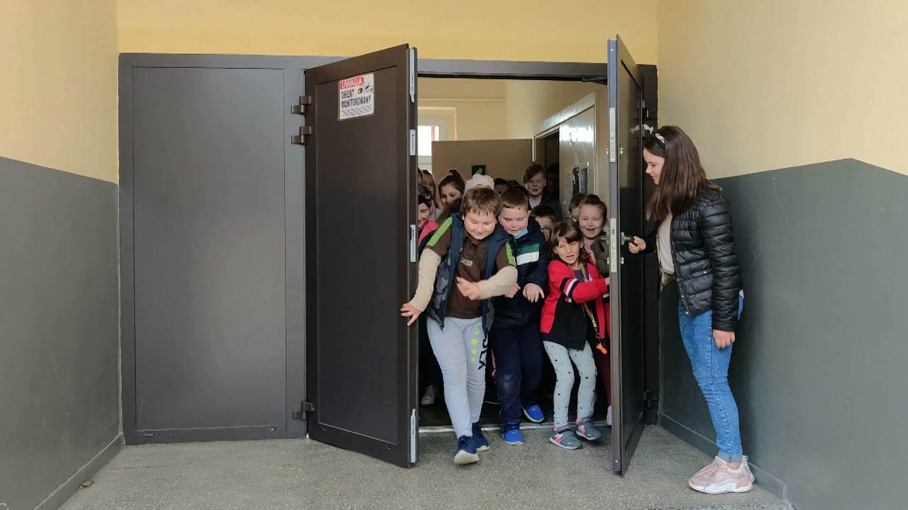 Podwórko Nivea w Wyszanowie