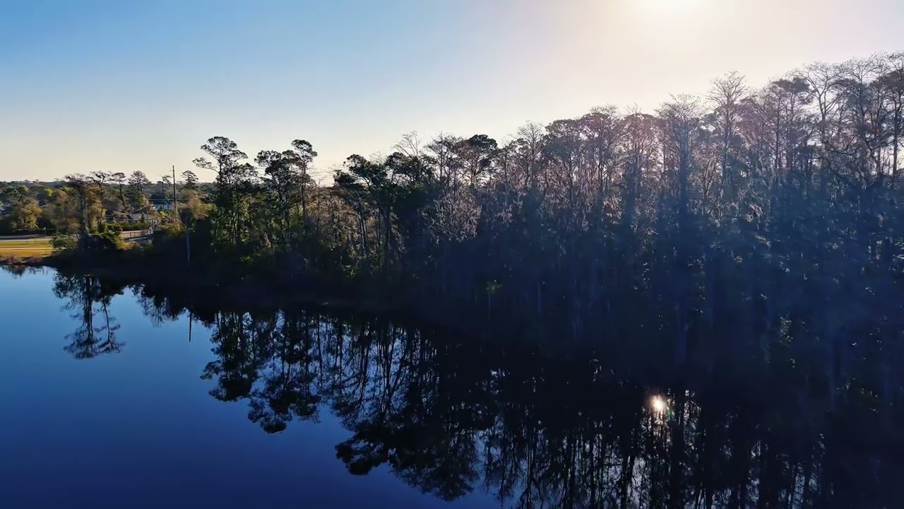 “Lago en DeLand, Florida | Cinematic Drone Footage DJI Mini 5 Pro” #dji #djimini5pro #video #drone 