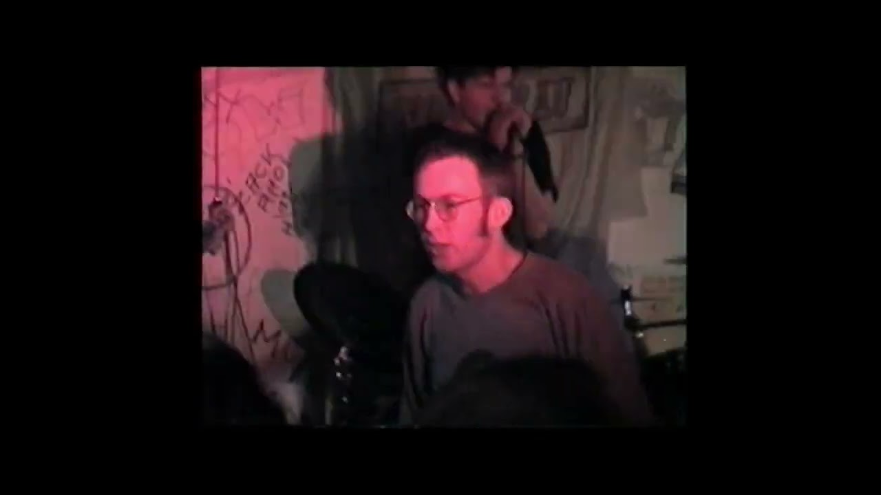 Müllstation 1994 - Punkrockkönig - Treffpunkt Wartehalle - Juz Seestraße Neubrandenburg Teil 6/10