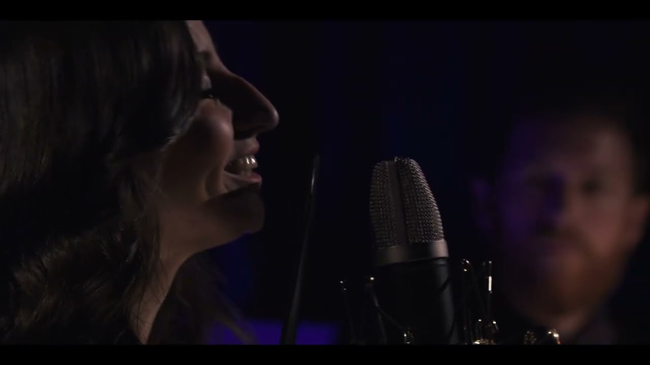 Poinciana - Chiara Izzi & Perry Smith