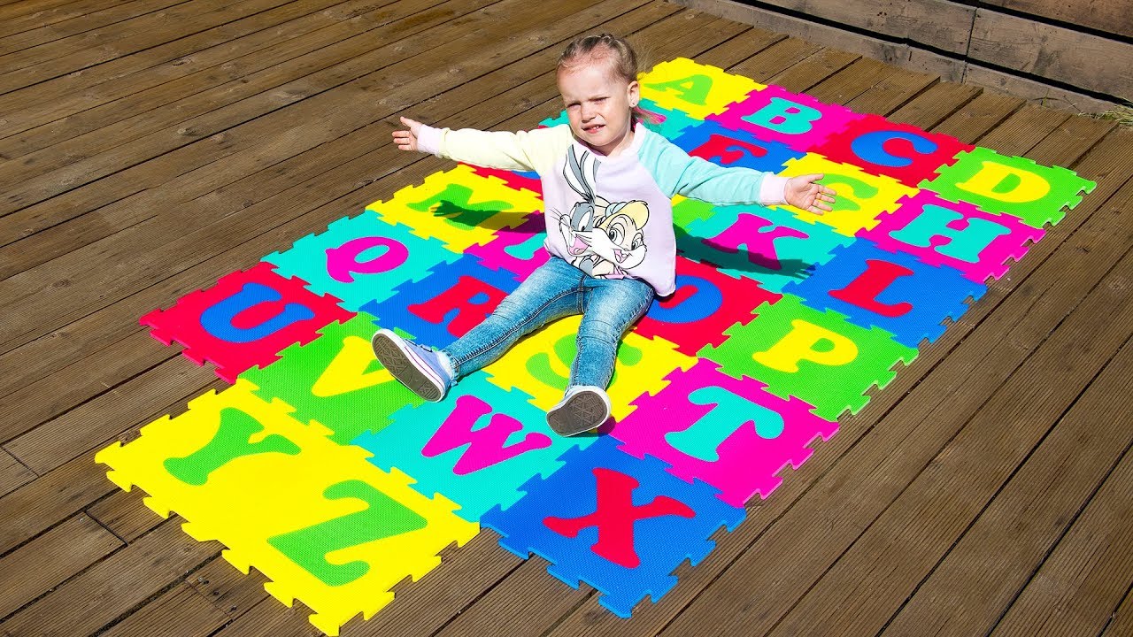 PHONICS SONG with TWO words - A for Apple - ABC Alphabet Songs with Sounds for Children!