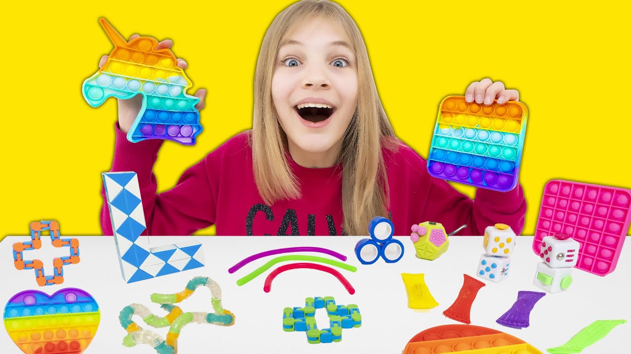 Amelia, Avelina und Akim - Lustige Geschichten mit Spielzeug für Kinder