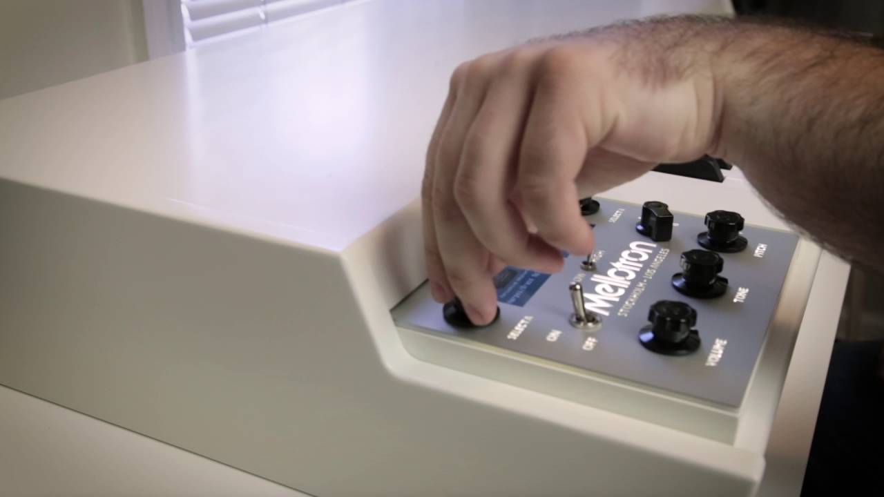 Mellotron M4000D Demo Part 3 | Keyboard | Vintage King