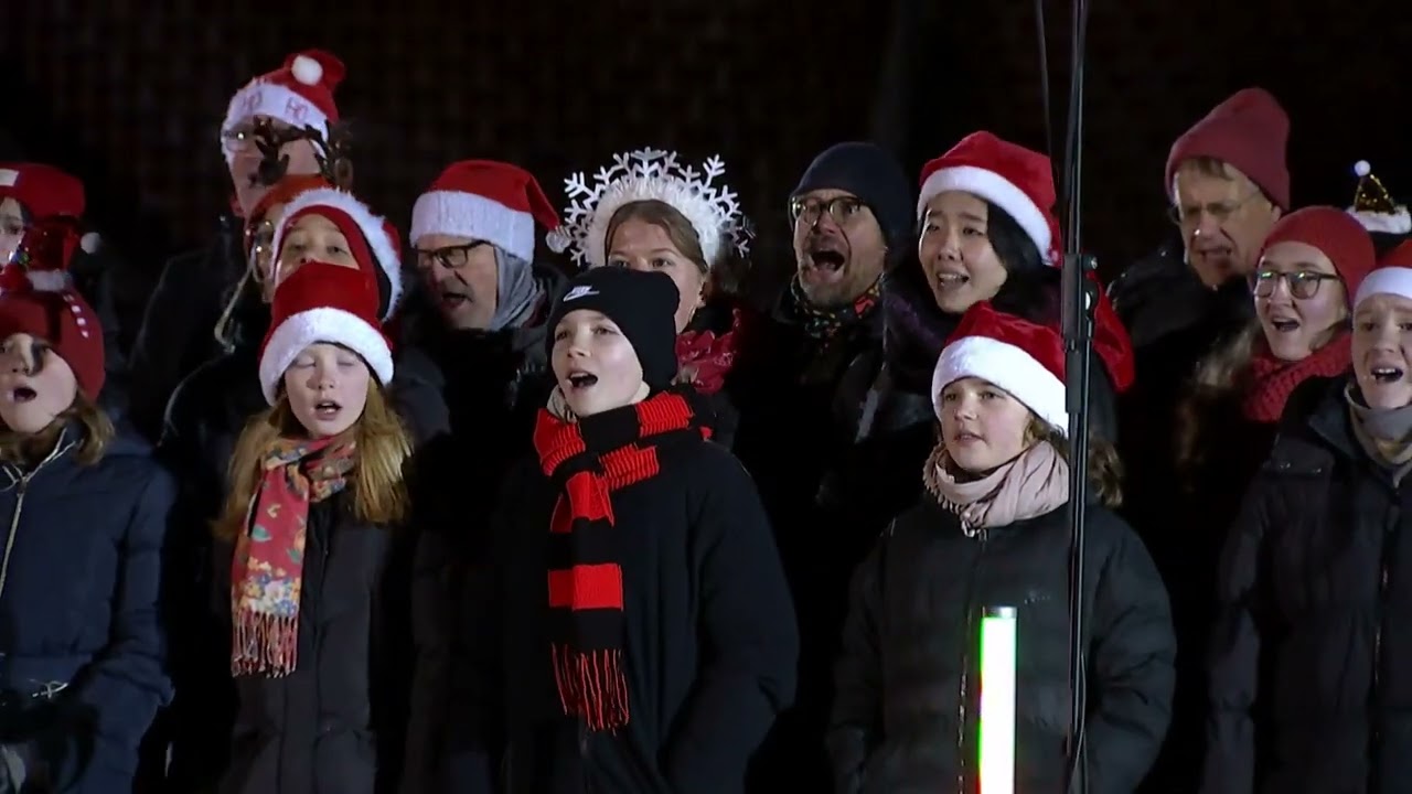 Das gro&szlig;e Adventssingen im Max-Morlock-Stadion (2024)