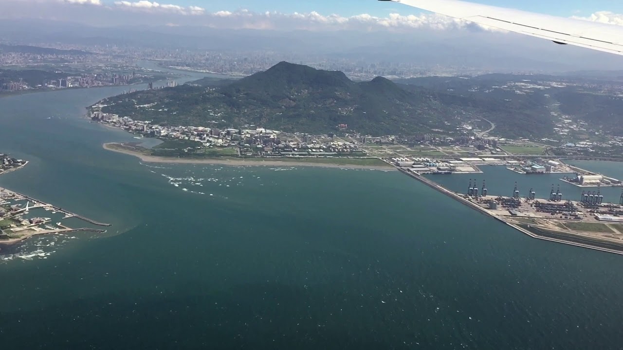 降落桃園機場