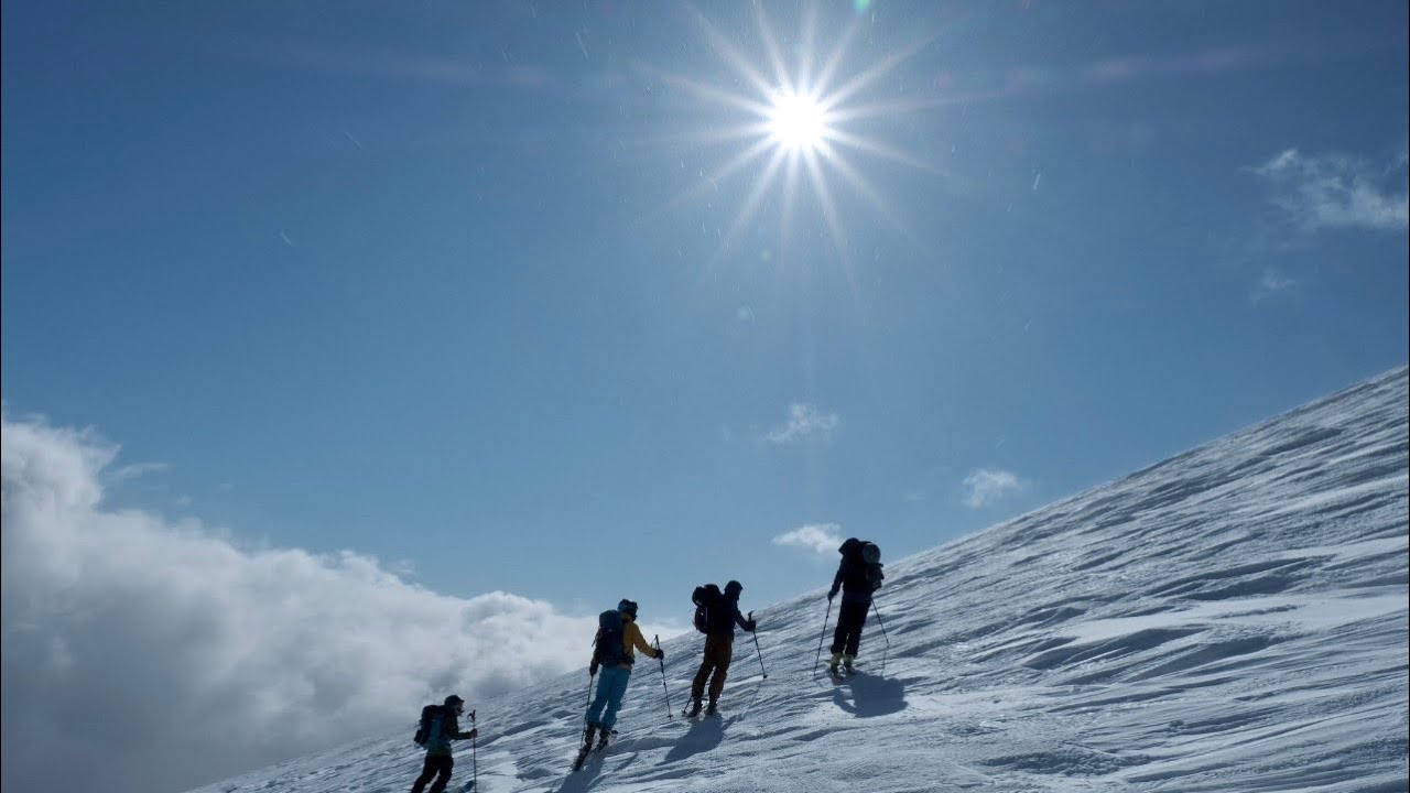 樽前山　アイゼンピッケル 氷雪訓練 バックカントリー 山スキーBC 【北海道雪山登山ガイド】 Mt.Tarumaezan Japan  Ski Tour Hokkaido