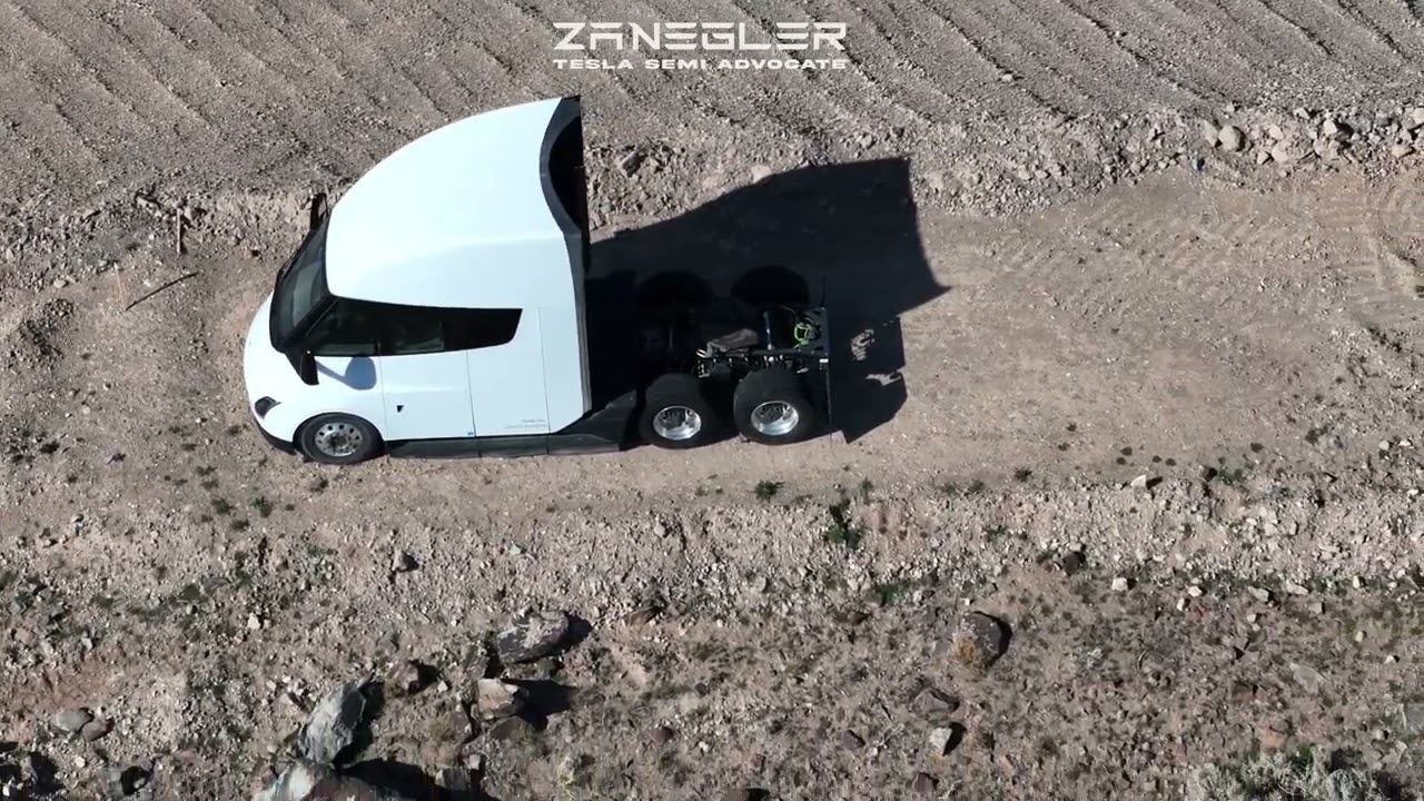 Пролет над заводом Tesla Giga Semi
