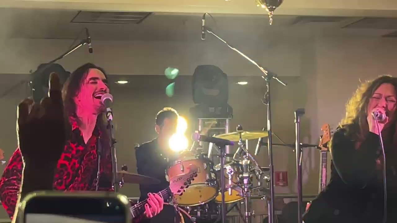 Nuno, Wendy, Sully Erna of Godsmack ON DRUMS & The Bettencourt Family   - Immigrant Song (Led Zep)