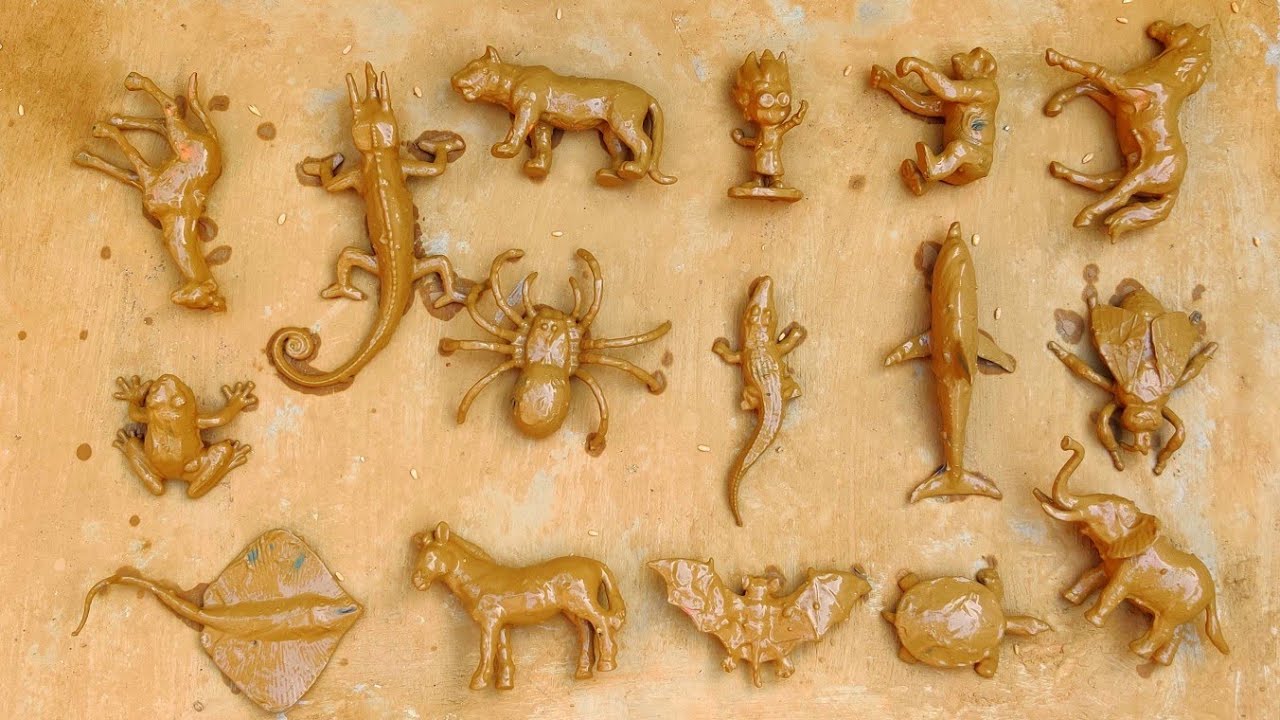 cleaning muddy toy animals & pets ! Elephant, giraffe, gorilla, crocodile, dolphin, pj mask, horse