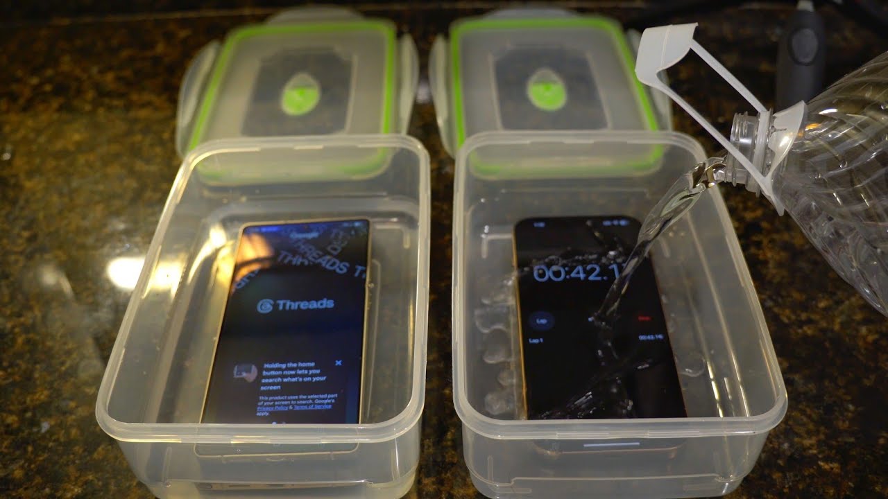 Samsung Galaxy S25 Ultra vs iPhone 16 Pro Max - FREEZER TEST! 🥶📱