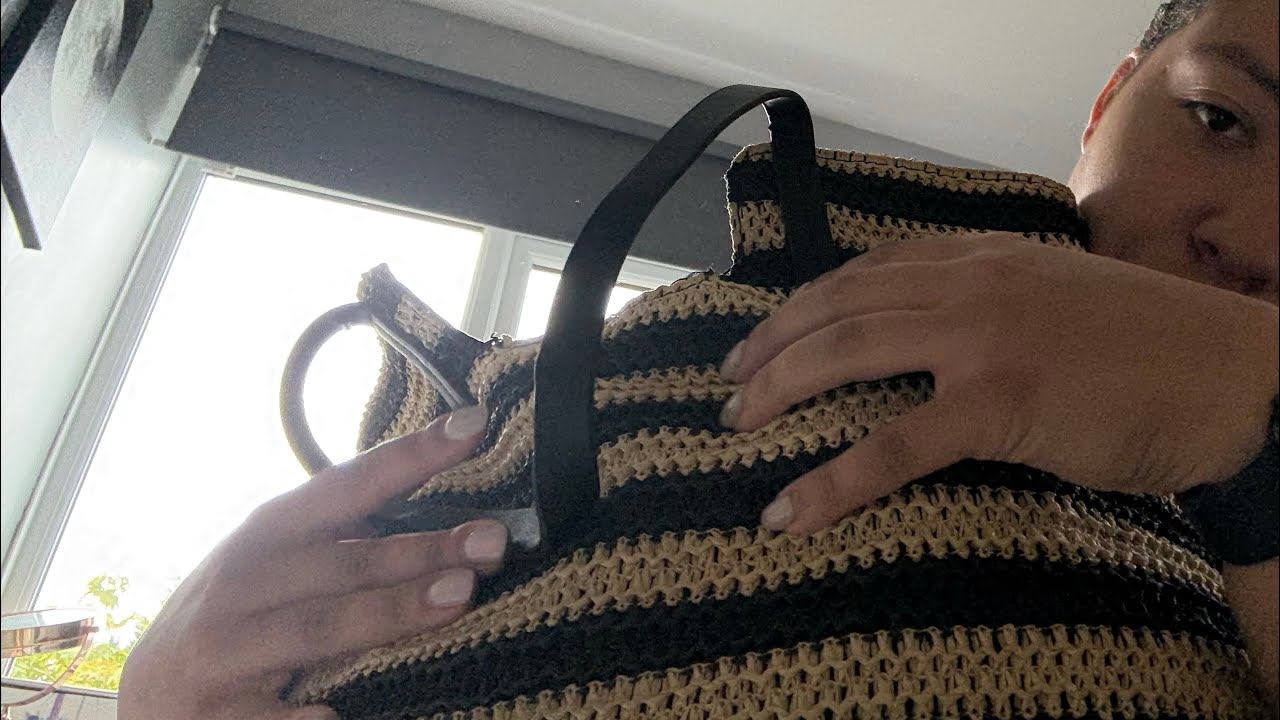 ASMR Beach Bag Tour 🌴 Crinkles, Whispers & Gum Chewing