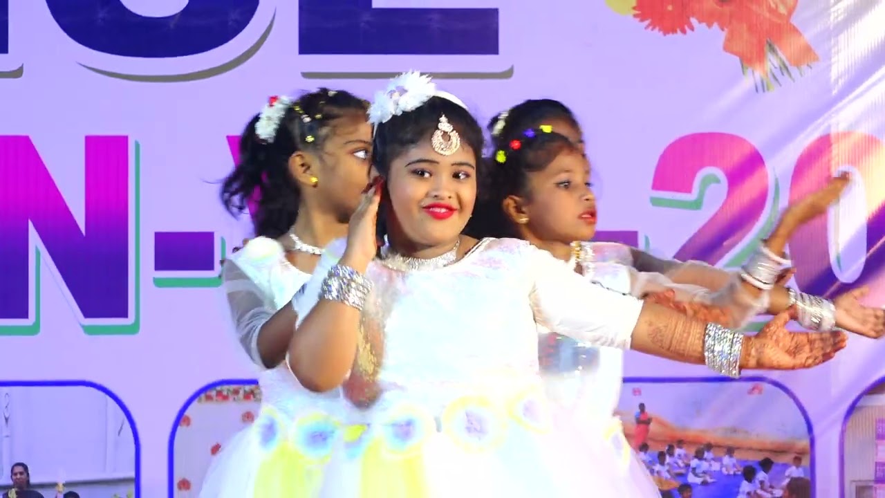 மேகம் கருக்குது மின்னல் சிரிக்குது