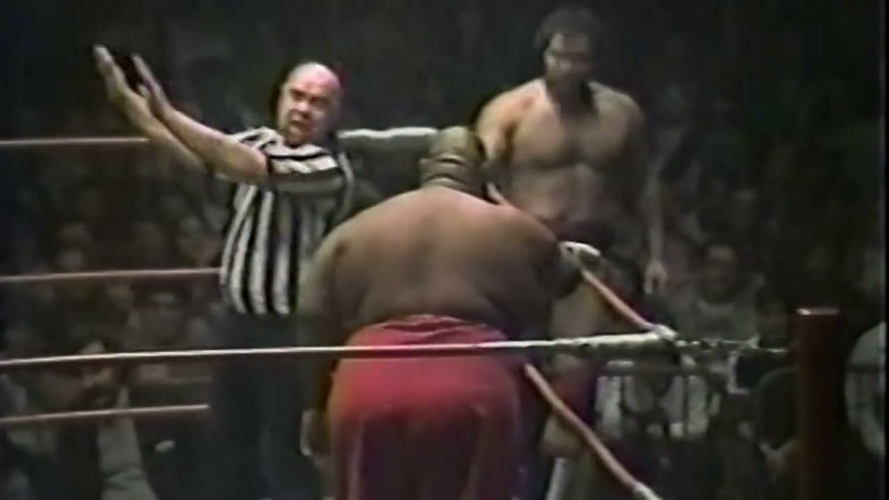 source 36 Abdullah The Buicher Vs Léo Burke Arb/ref Paul Leduc
