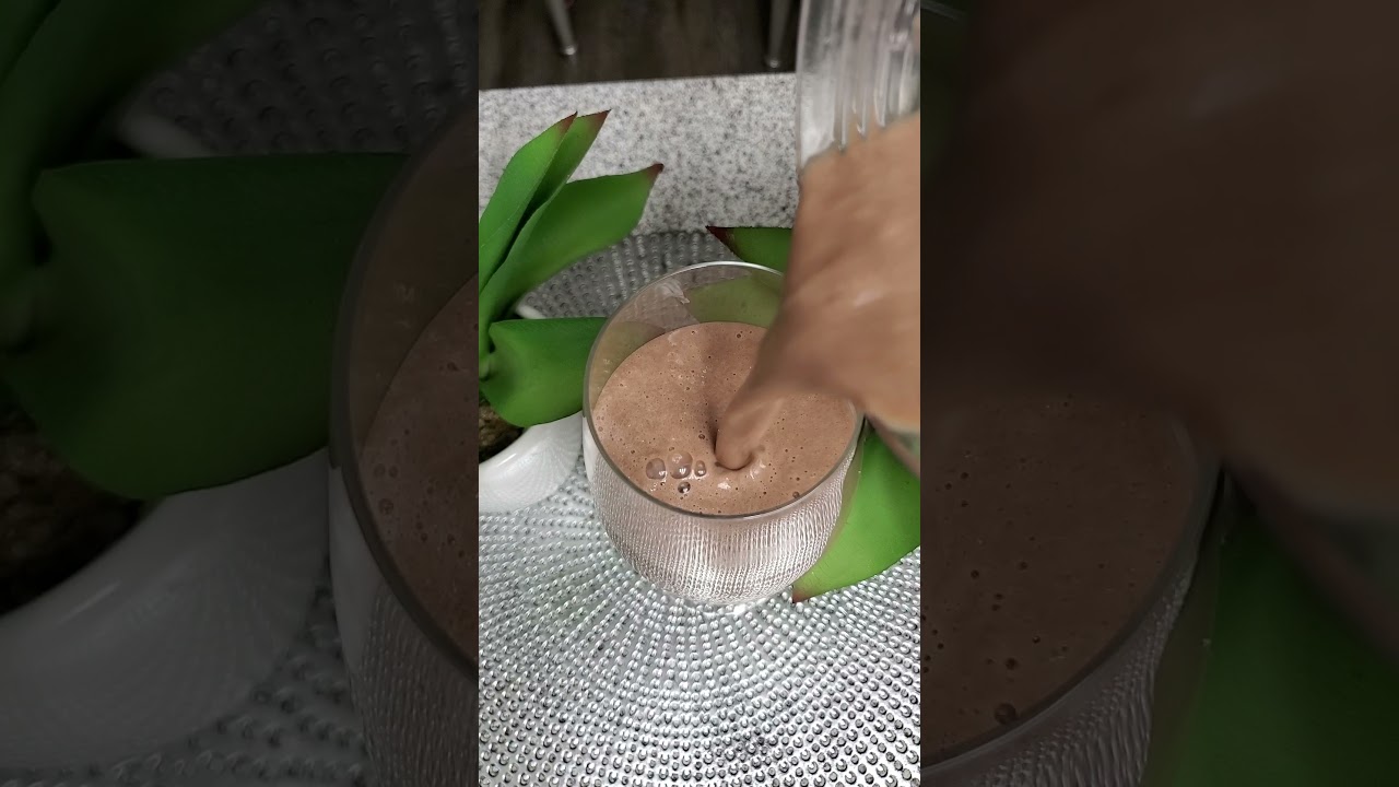 Blended Milk Chocolate 🍫 #foodporn #drinkporn #oatmilk #healthy #asmr
