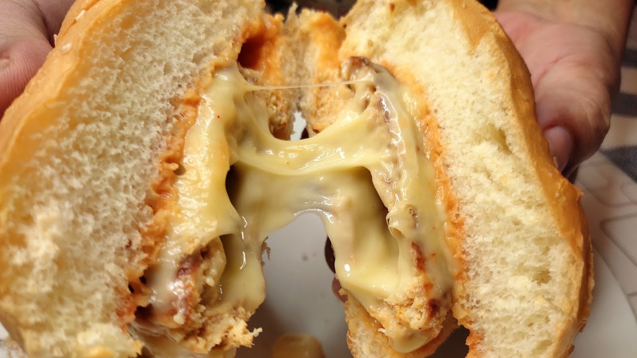 Cheese Stuffed Burger | Loaded Cheese Burger | The Ultimate Cheese Burger Recipe | FOODS FEVER