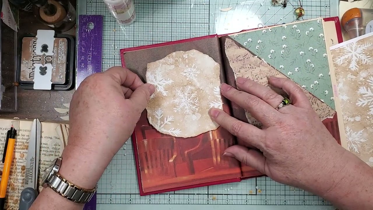 Reader's Digest Journal | Winter Flowers | Large Pockets & Collage | Part 2 of ?