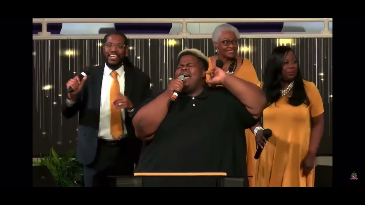 Eric Reed - In Everything Give Thanks (LaShun Pace)