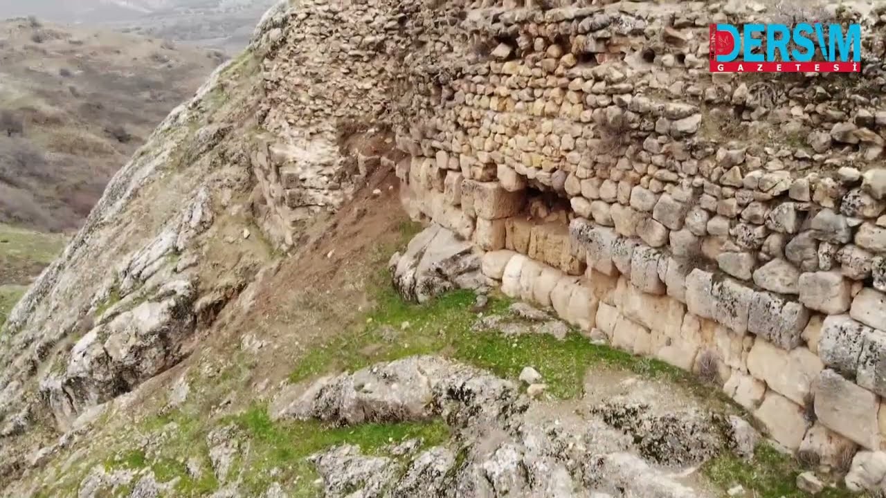 Tunceli'deki Bağın Kalesi, Urartular'dan kaldığı değerlendirilen izler taşıyor