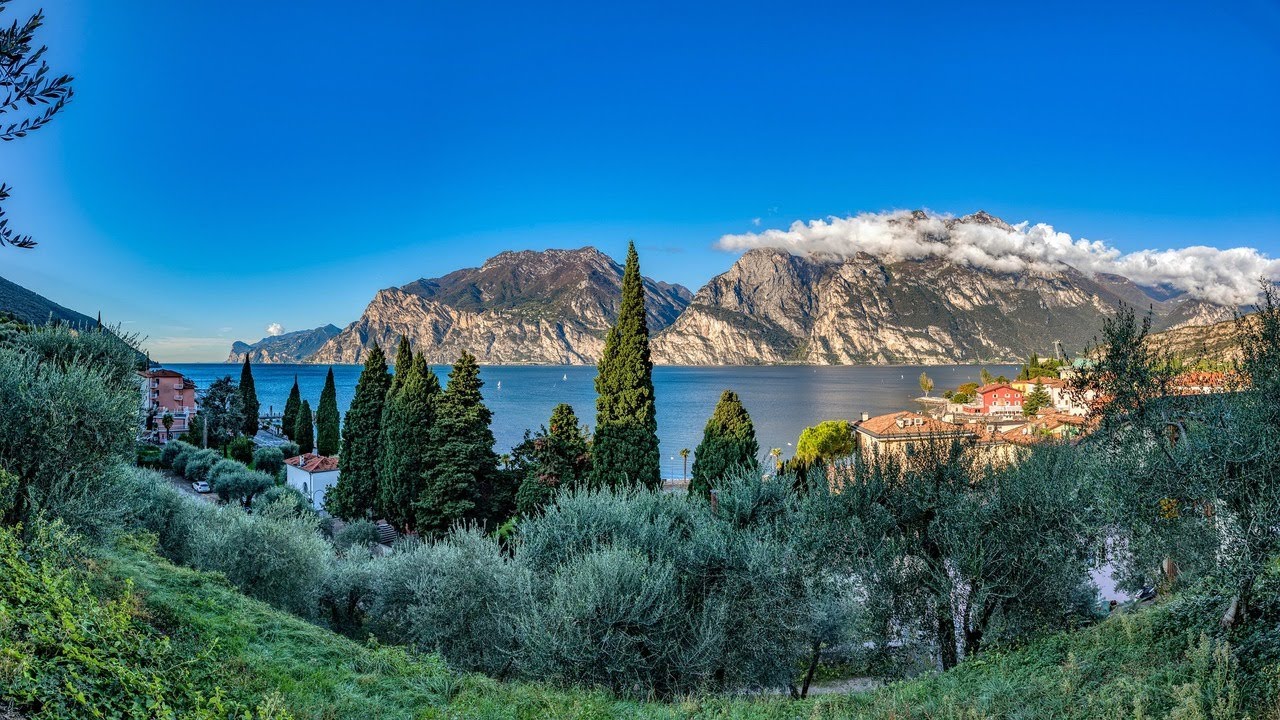 4K Italy Garda Lake Gardola Tignale Brescia City  Street Walk Lago di Garda View 4
