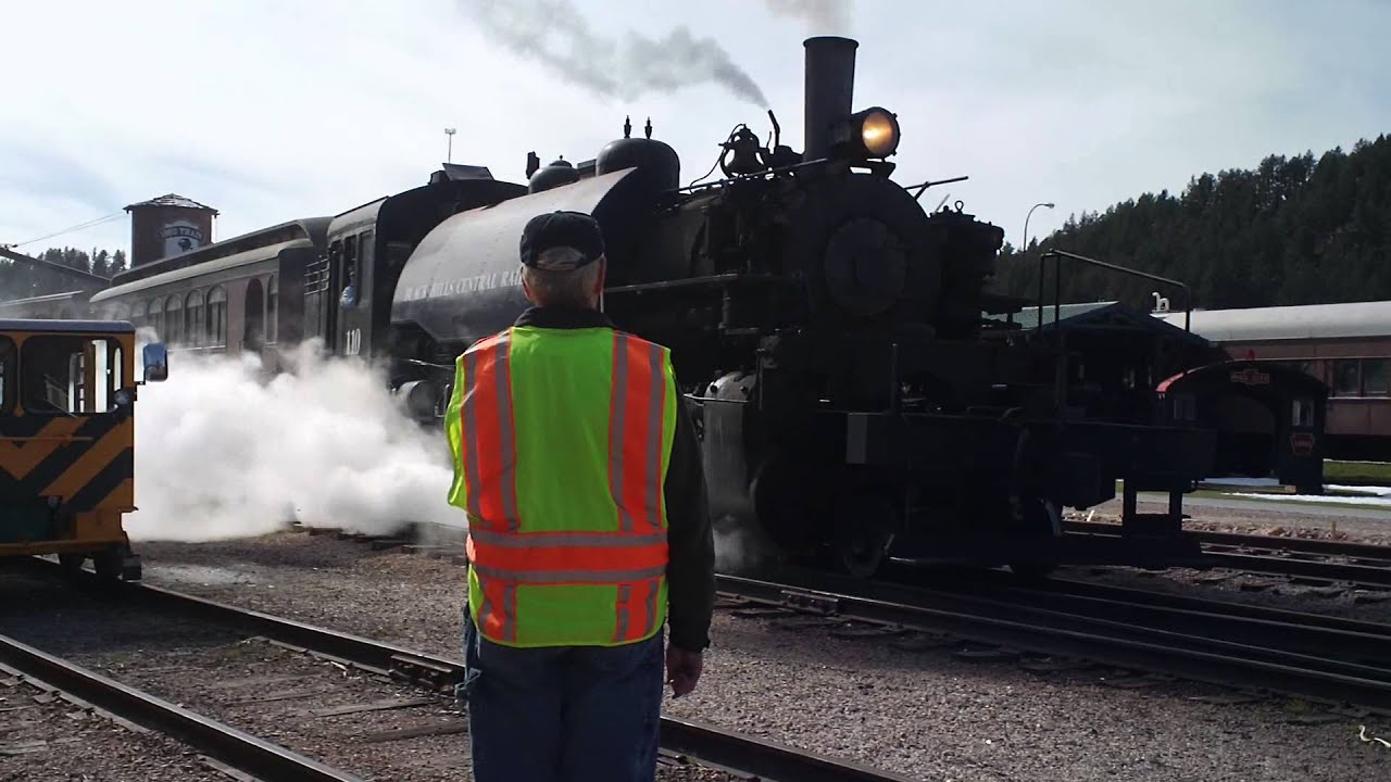 BHC 2-6-6-2t split tank mallet aproching the hill