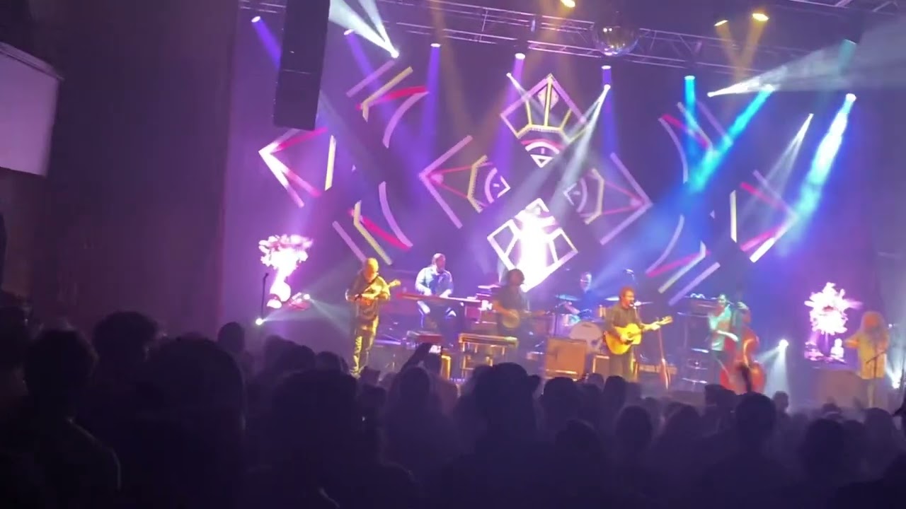 Long Way to Go - Railroad Earth w/ special vocals by Andrew Altman