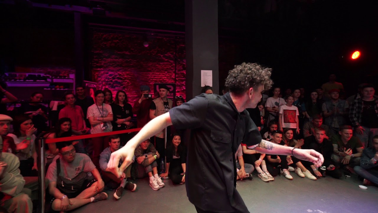 Robozee vs Alladin popping pro 1/8 Back to the future battle 2019