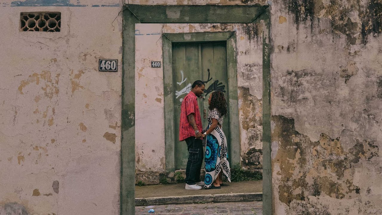 TOBRI - SEROTONINA PROD SAIBOT (VISUALIZER)