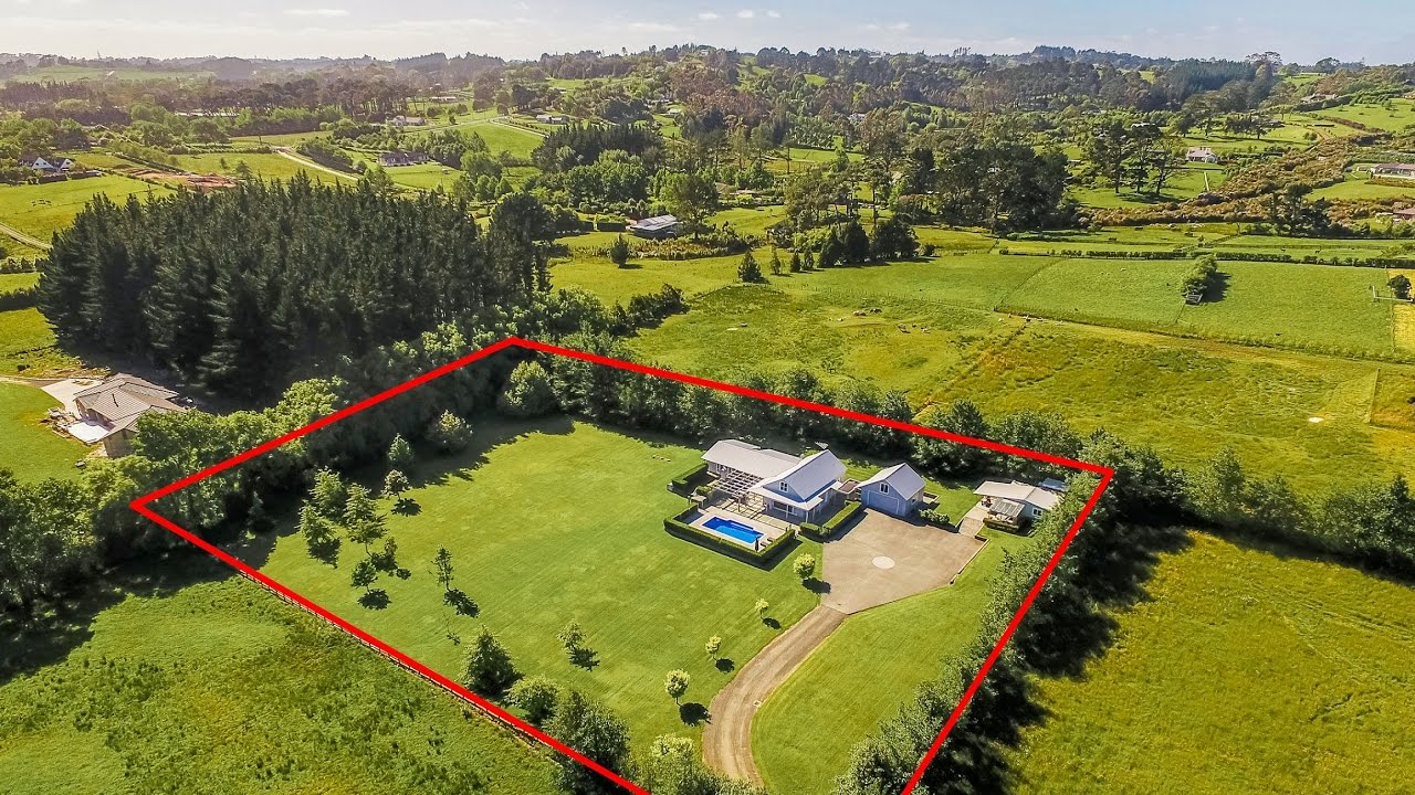 111 GREEN ROAD - DAIRY FLAT - BEN MACKY