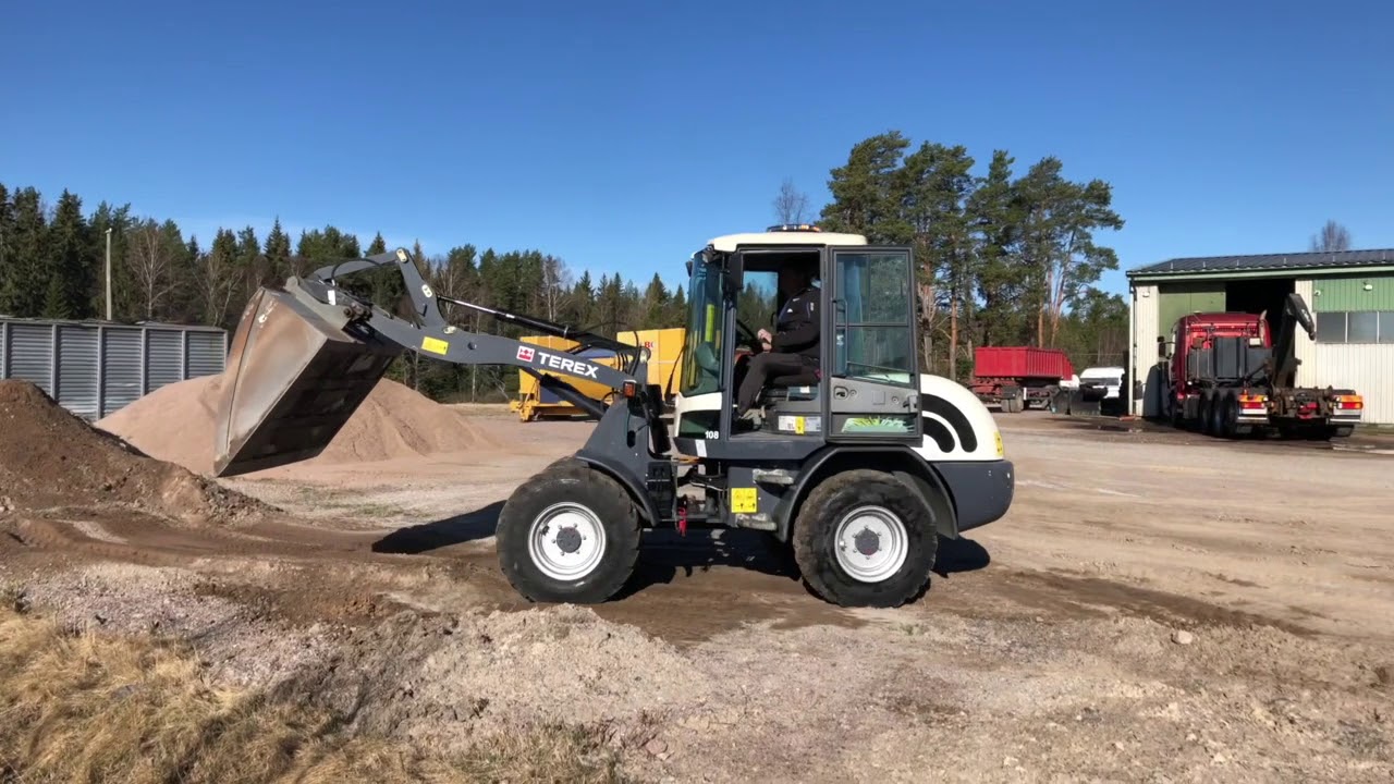 Köp lastmaskin Terex TL65 med redskap på Klaravik.se