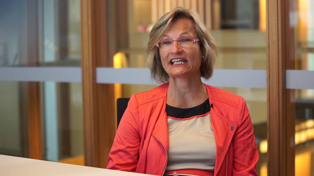 What role does Autologous Haematopoietic Stem Cell Transplant (AHSCT) play in MS treatment?