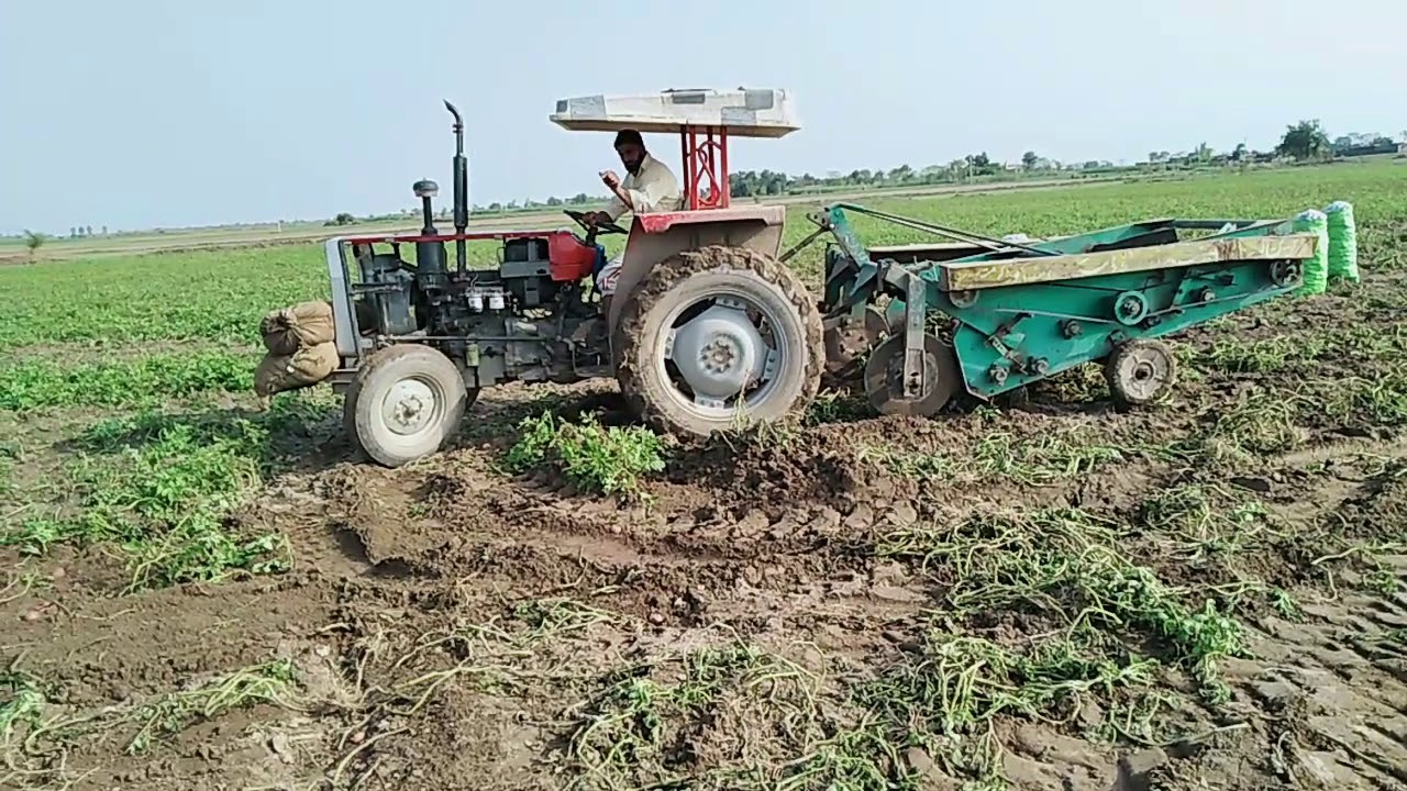 potato digger machine in pakistan