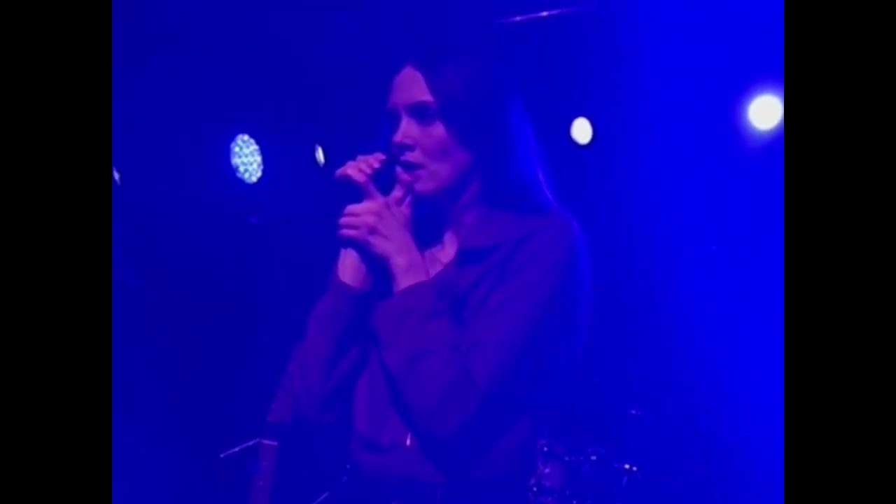 BlueDreams&lsquo;s Diva - live