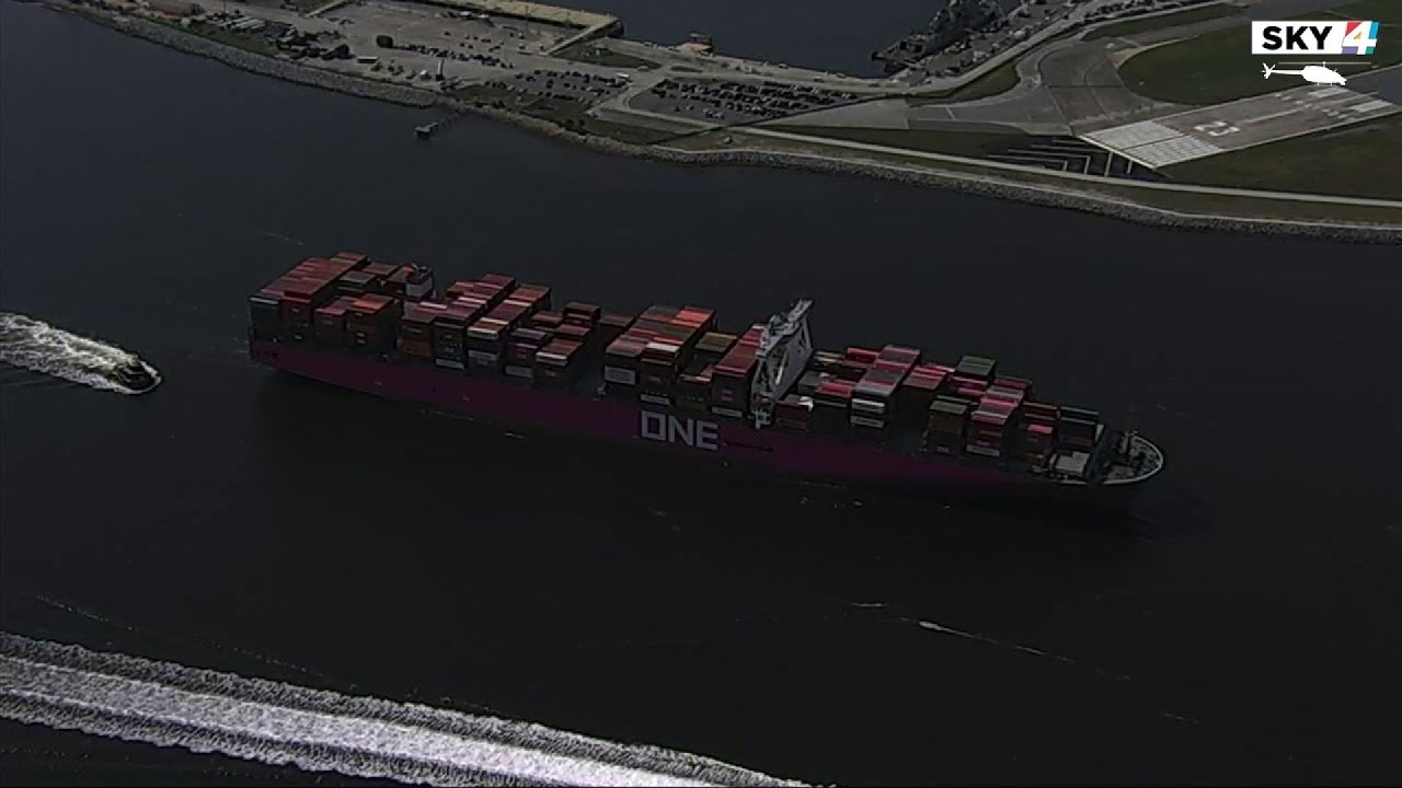 Massive container ship headed for JaxPort