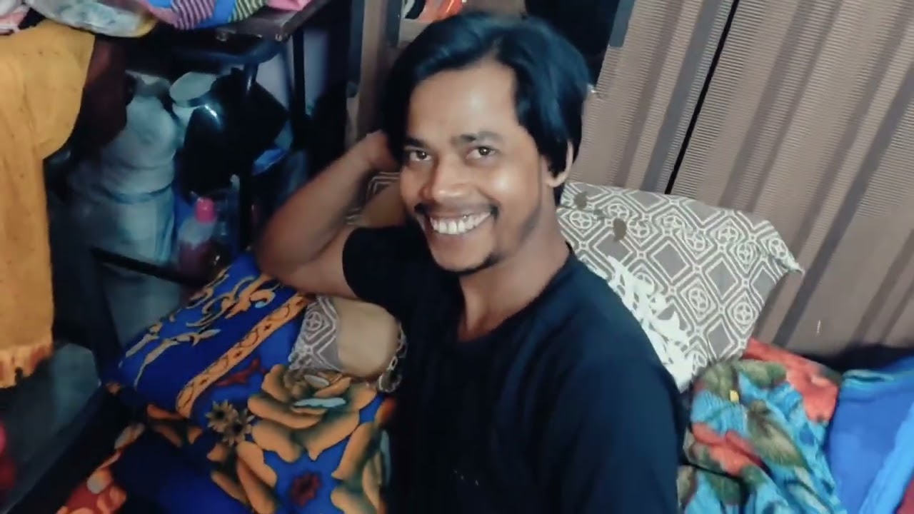 Sarojini mai  bilkul bhi bhid nhi thi aisa kyu ?|| humne mummy ko diya women day gift 🎁 || 