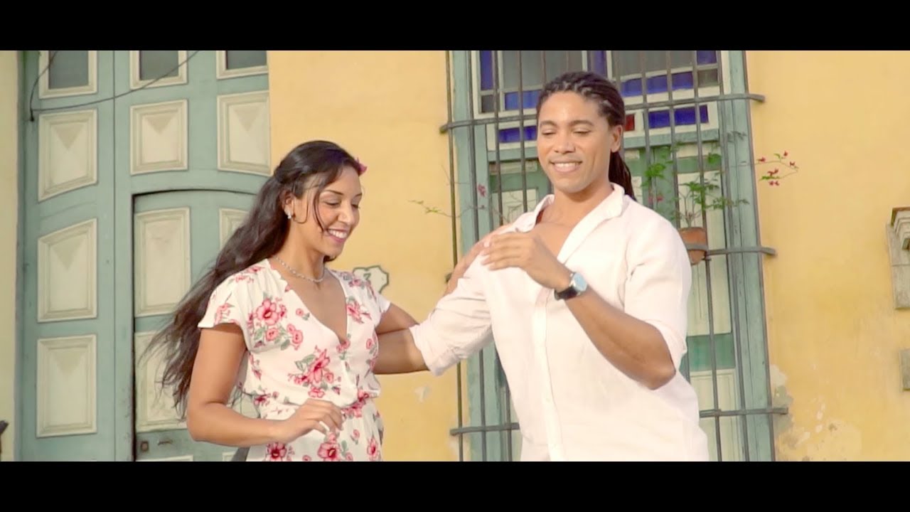 Dancing Cuban Casino in Havana - Maykel Flores  