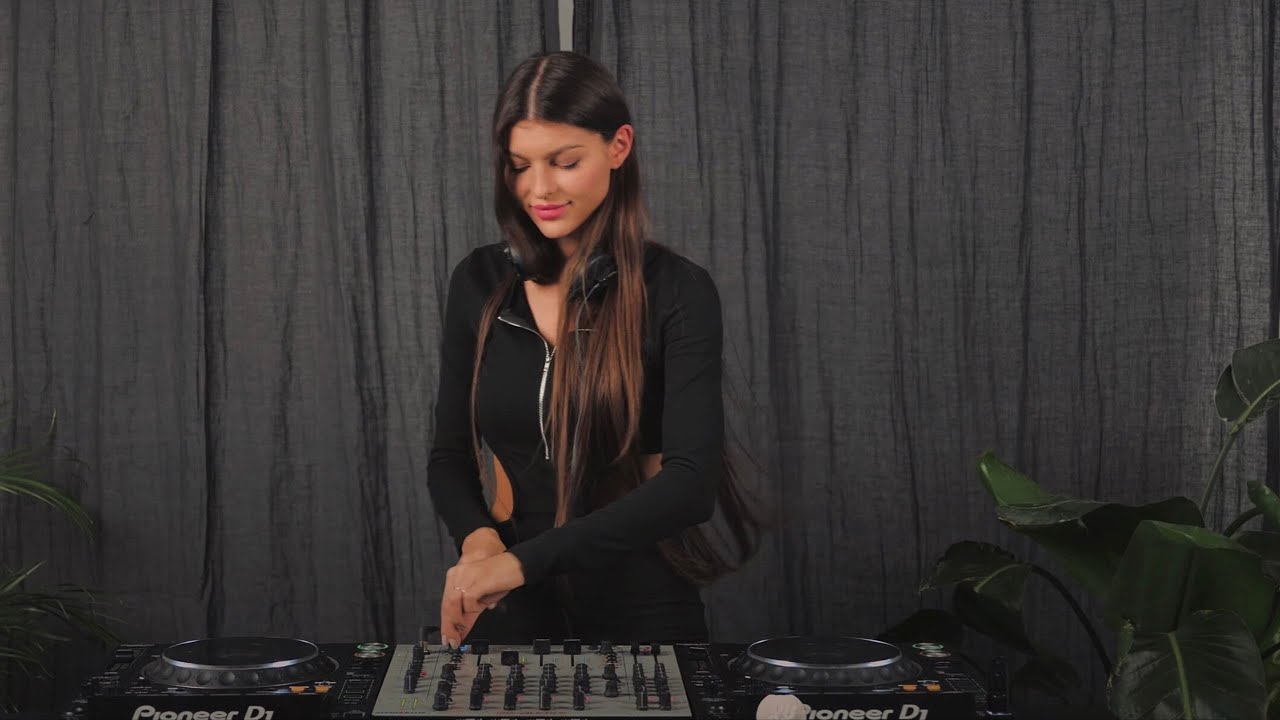 ARMINA - Live @ Studio Mint / Wroclaw [ Progressive house & Melodic Techno mix ] 4K 27.01.23