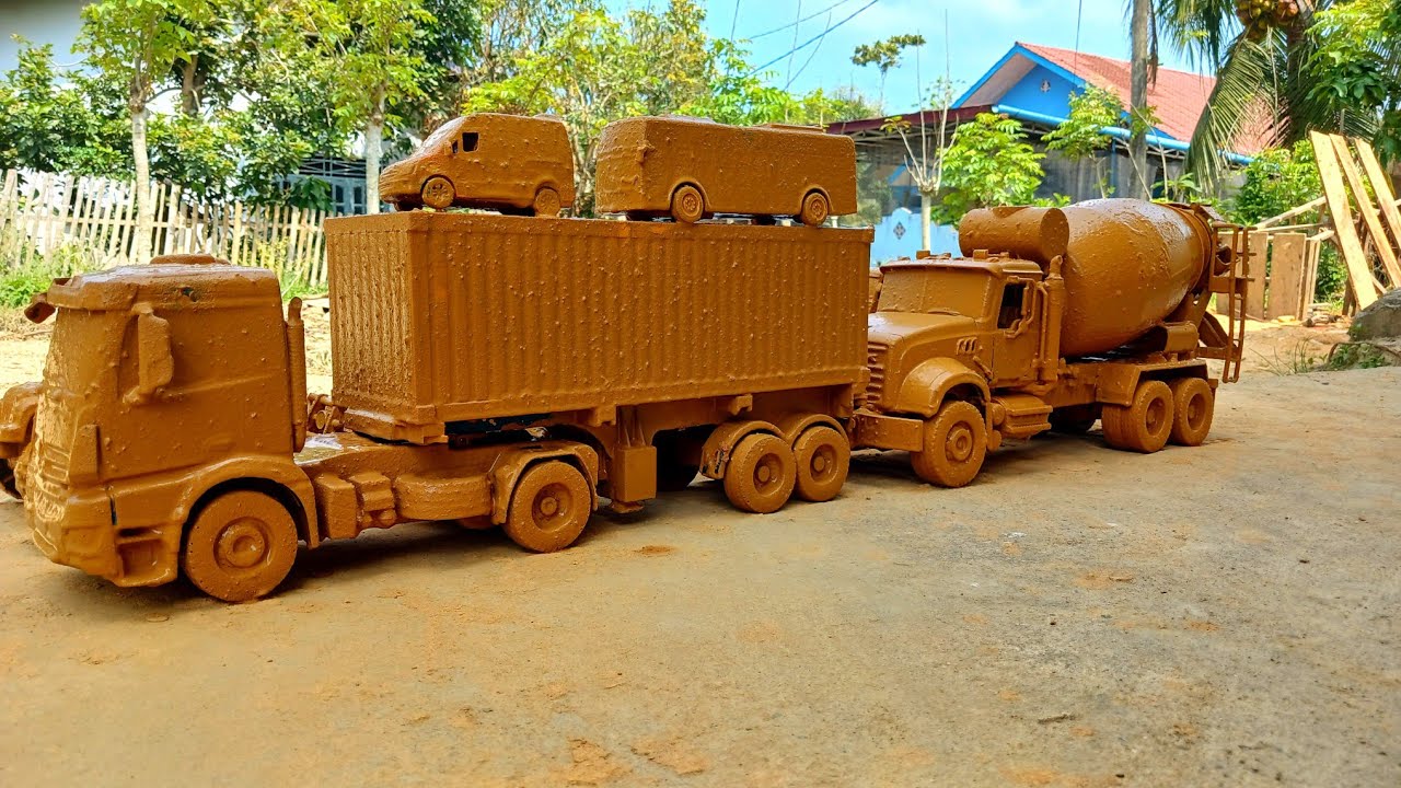 Temukan  & Membersihkan Mainan Berlumpur, Truk Molen Besar, Truk Kontainer, Mobil Polisi, Ambulance