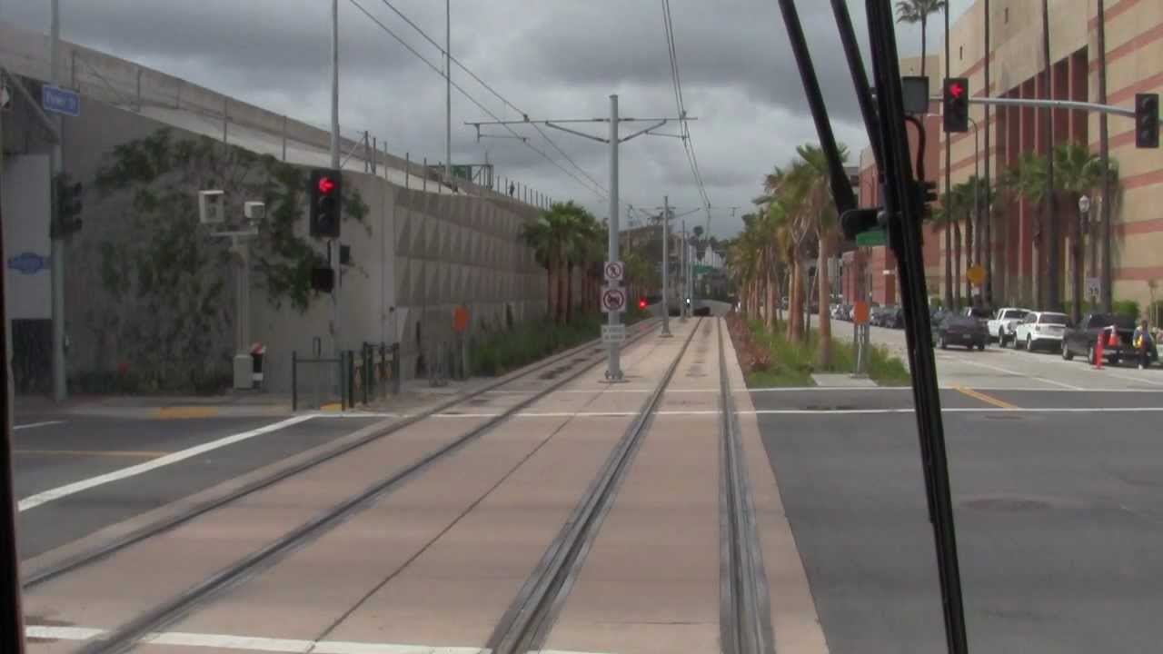 EXPO LINE CAB RIDE