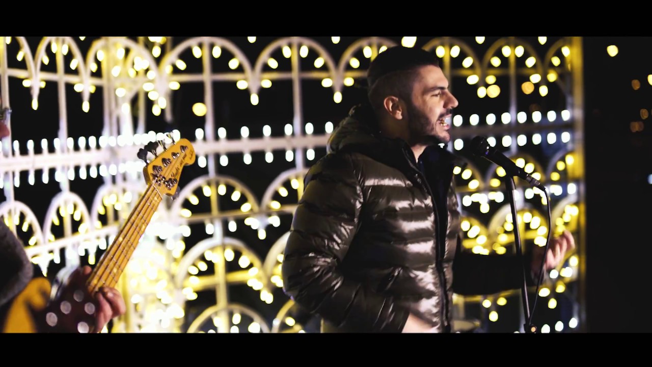 Gianni Fiorellino CARMELA STA DINT'A MACHINA CU MME  Official Video