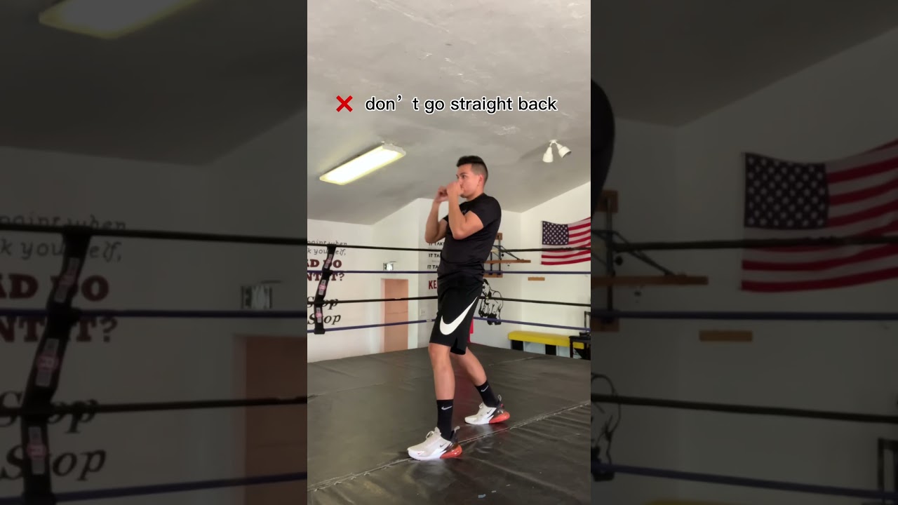 How to do a step back/lean back in boxing! ￼#boxing #shorts