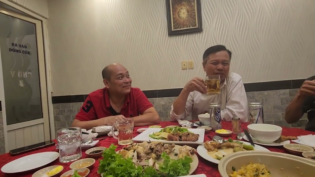 Hội ngộ nhóm bạn (tất niên 4/2/2025)
