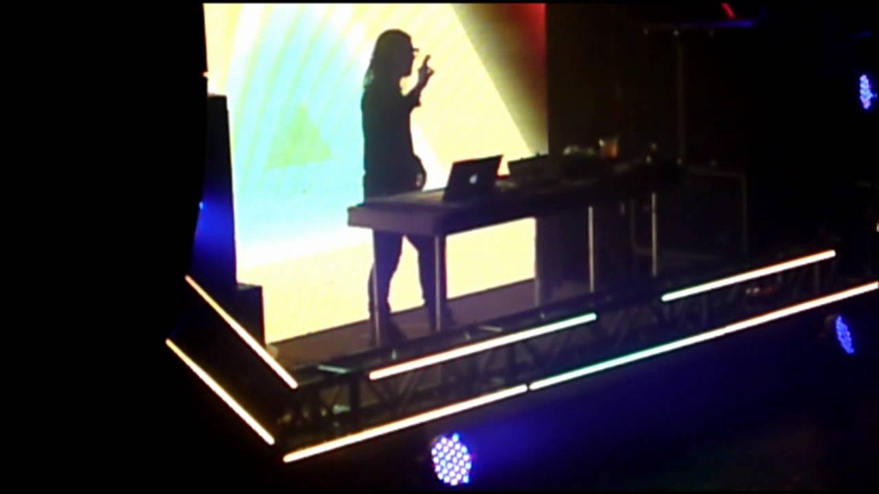 Skrillex - Rock N Roll & Cinema Live @ Mandela Hall Belfast - Part 9