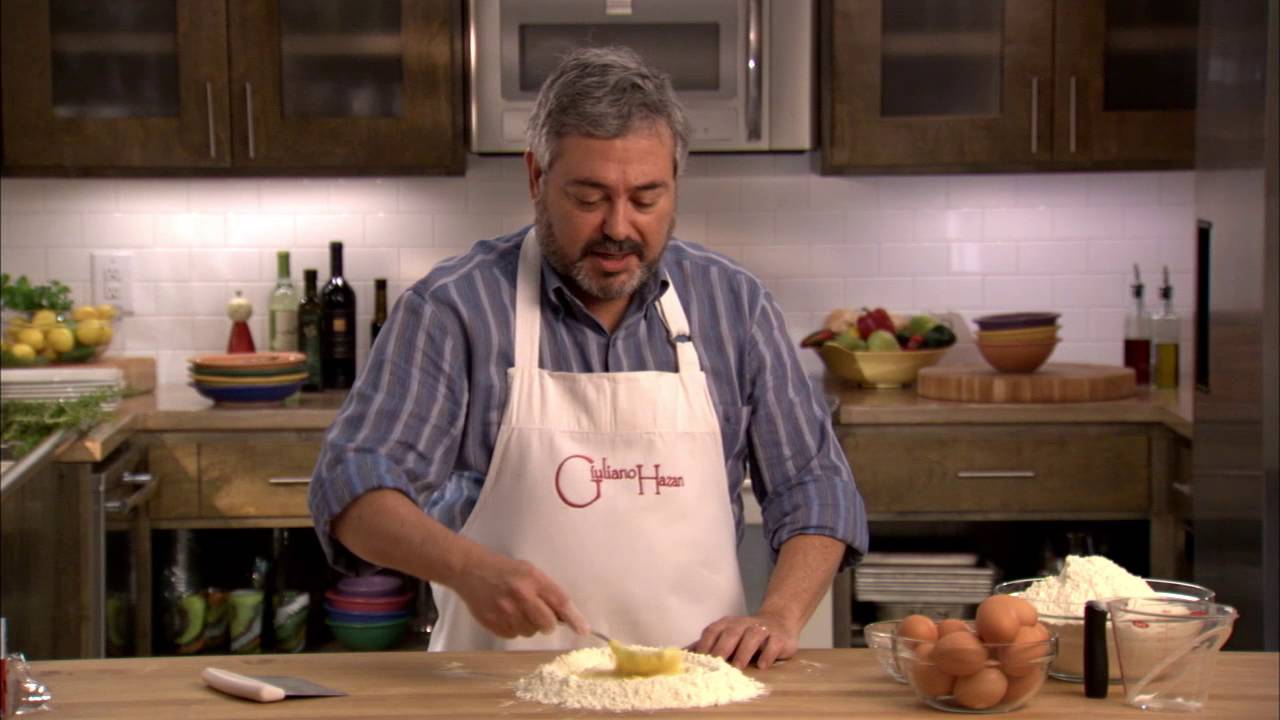 Guiliano Hazan - Making Pasta