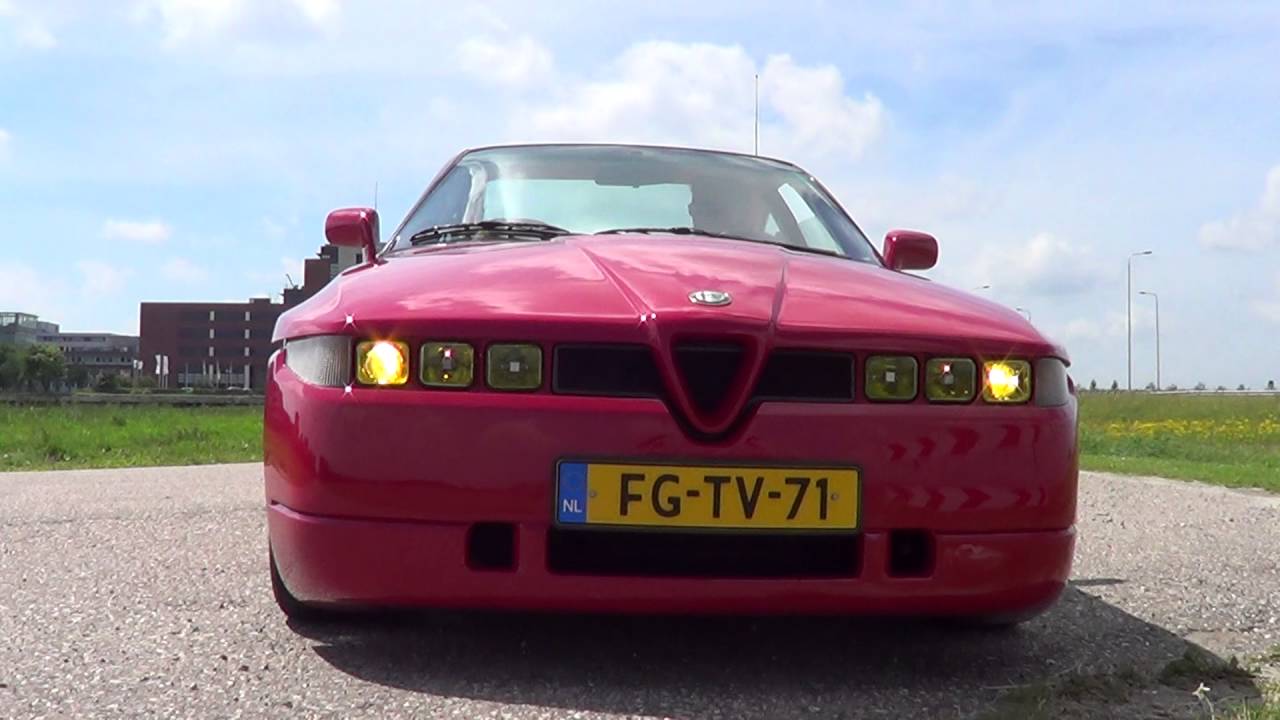 Alfa Romeo SZ start and ride