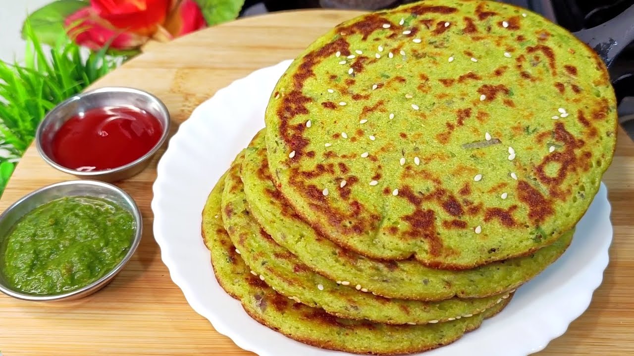 कम तेल में सूजी और हरे मटर का झटपट चटपटा नाश्ता | Hari Matar aur Sooji ka Nashta | Breakfast Recipe