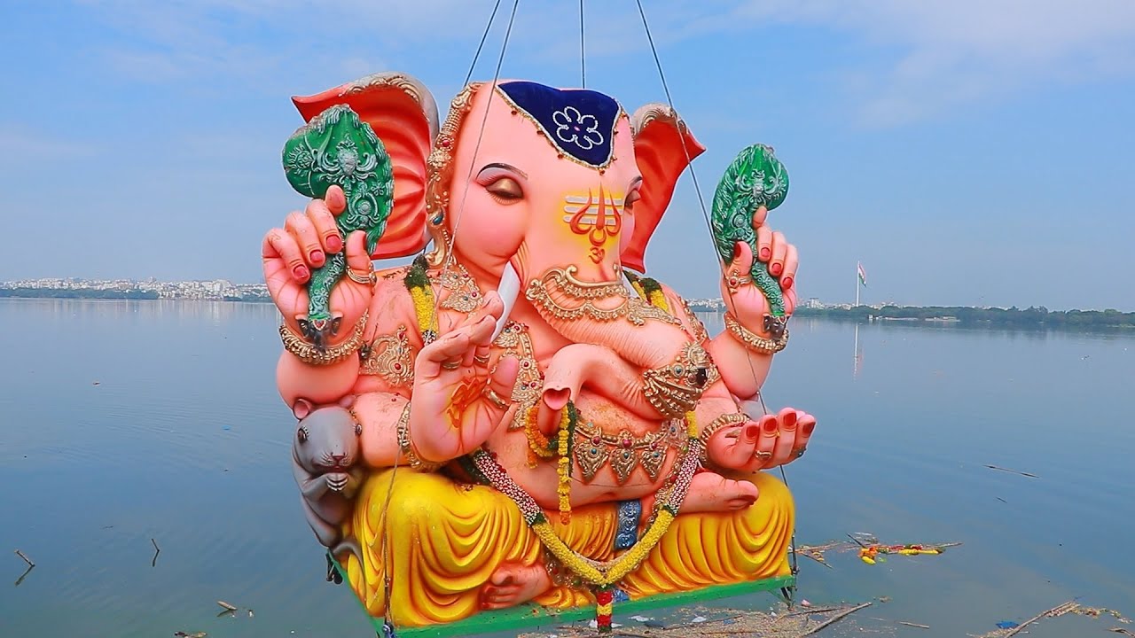 Biggest Ganesh Nimajjnam in Tankbund Hussain sagar 2021 | Ganesh Nimajjnam 2021 | Ganapathi visarjan